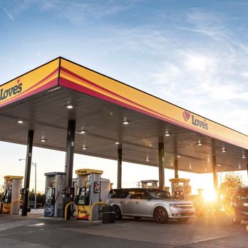 LOVE'S TRAVEL STOP - Updated December 2025 - 62 Photos & 25