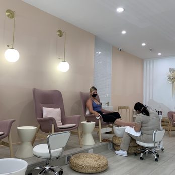 Floreana Nail Spa - Nail Salons Near Me - Fort Lauderdale, Florida Floreana Nail Spa - Nail Salons Near Me - Fort Lauderdale, Florida