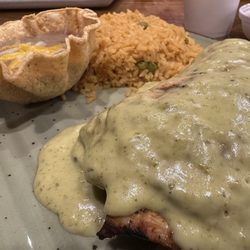 Agave Mexican Grill & Cantina - Pollo Relleno