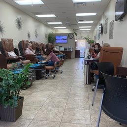 Front of the nail shop. Front of the nail shop.