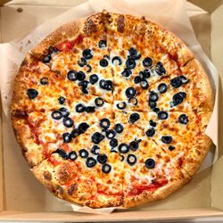 Piezzetta Pizza Kitchen - Black olive (custom).