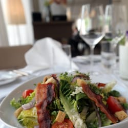 Restaurant Foreign Affairs - Aus unserer aktuellen Karte:  Caesar Salad