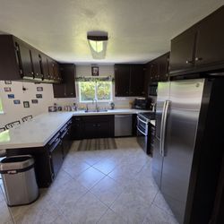 Premier Touch Painting - After - Kitchen Epoxy Countertop