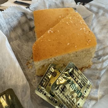 Cornbread Restaurant & Bar - Cornbread - Soul Food Near Me - Southfield, Michigan