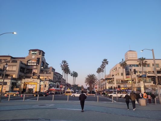Surf City Nights Street Fair & Certified Farmers' Market by null