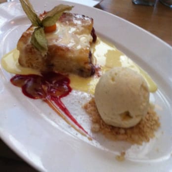 The Magpie Inn - Bread & butter pudding - Pubs Near Me - Dalkey, D The Magpie Inn - Bread & butter pudding - Pubs Near Me - Dalkey, D