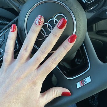 Queenie Nails & Spa - Waxing Near Me - Westwood, Massachusetts