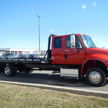 Lynch - Lynch Chicago, Inc. is the newest addition to the Lynch family businesses. Formerly known as B&B Industries, this location wa... - Body Shops Near Me - Bridgeview, Illinois