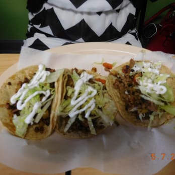 Tacos Y Salsa - Steak Tacos - Mexican Near Me - Berwyn, Illinois