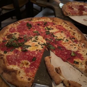 Avicolli's Coal Fire - Margherita pizza - Pizza Near Me - Fayetteville, New York