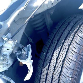 Edwards Collision Center - Auto Repair Near Me - Hawthorne, California