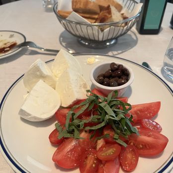 Cipriani - Tomato and mozzarella starter- unremarkable - Italian Near Me - Las Vegas, Nevada Cipriani - Tomato and mozzarella starter- unremarkable - Italian Near Me - Las Vegas, Nevada