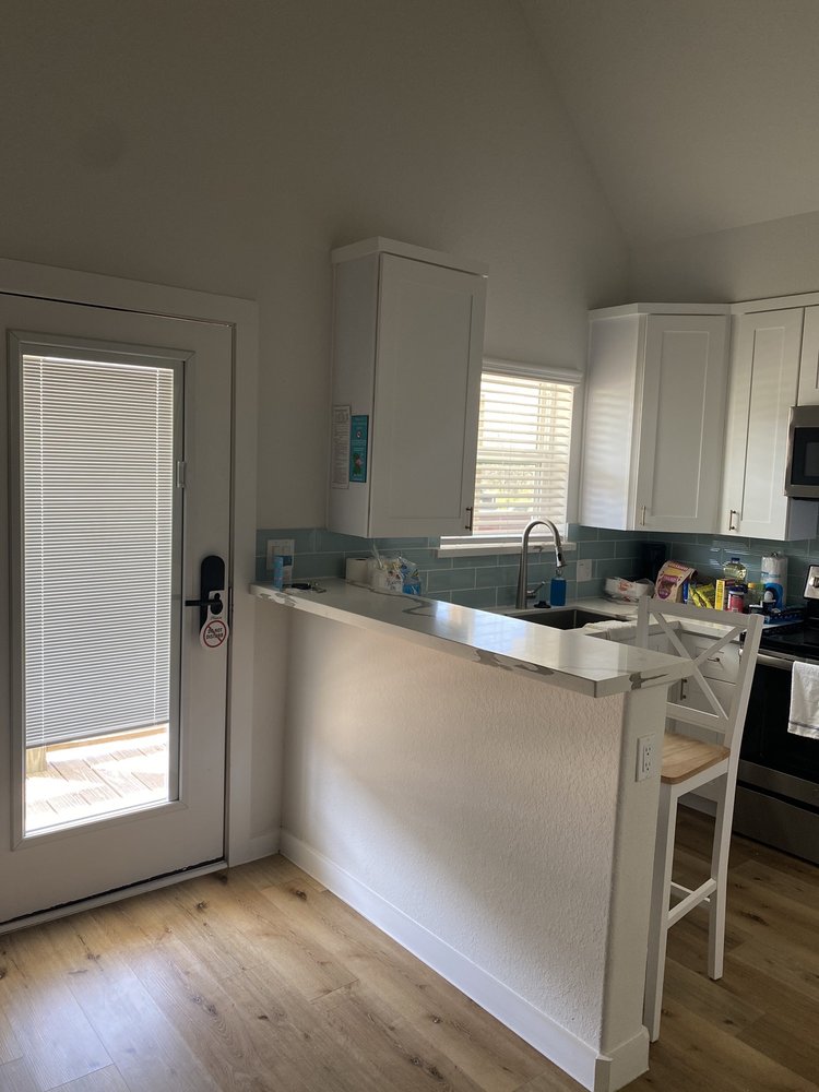 SEASIDE HOTEL & RV RESORT - Updated March 2025 - 68 Photos - 4001 Old