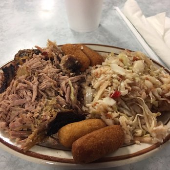 Troutman's - Pulled pork plate - Barbeque Near Me - Concord, North Carolina