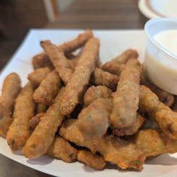 Bob & Connie's Restaurant & Pub