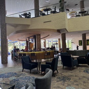 Hyatt Regency Austin - Lobby bar - Hotels Near Me - Austin, Texas Hyatt Regency Austin - Lobby bar - Hotels Near Me - Austin, Texas
