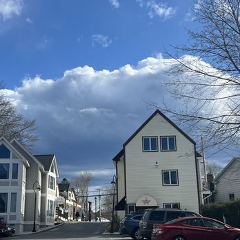 Spa Voyage - Parking lot view - Massage Near Me - Kennebunk, Maine