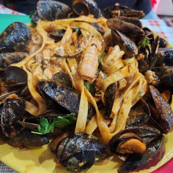 Spaghetteria N°9 - Italian Near Me - Ancona, AN