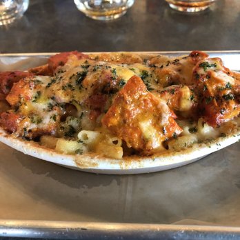 Hops & Scotch - Mac and cheese with butter chicken - Whiskey Bars Near Me - Walnut Creek, California Hops & Scotch - Mac and cheese with butter chicken - Whiskey Bars Near Me - Walnut Creek, California