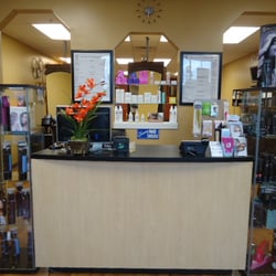 DeChalet Salon - Receptionist area - What you would see when you first walk in to our salon