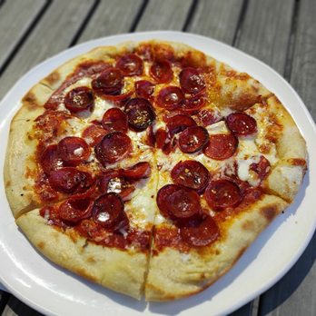 SOCO Kitchen + Bar - Pepperoni pizza - Bars Near Me - Toronto, Ontario