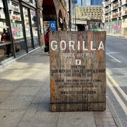 Gorilla - Sidewalk board