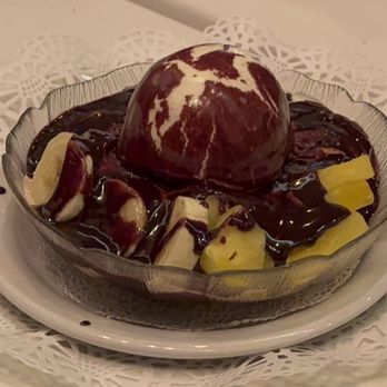 Hy's Steak House - Chocolate lovers flambé! - Steakhouses Near Me - Honolulu, Hawaii