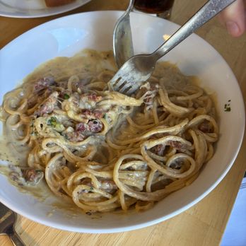 Dalla Baia - Spaghetti carbonara - Italian Near Me - Poulsbo, Washington