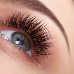 Mayas Eyebrow Threading Lashes & Henna Design