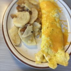 Lana's Family Restaurant - Veggie omelet- perfectly cooked and seasoned. Home fries were really good as well..