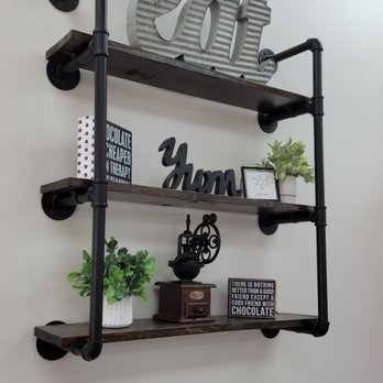 Bonjour - Ambience decor - Creperies Near Me - Baton Rouge, Louisiana