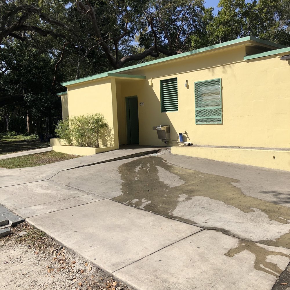 Alice C. Wainwright Park - Bathrooms - Parks Near Me - Miami, Florida