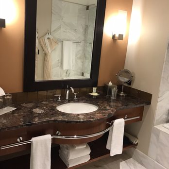 Grand Hyatt - Beautiful hotel with top notch customer service - Hotels Near Me - Seattle, Washington Grand Hyatt - Beautiful hotel with top notch customer service - Hotels Near Me - Seattle, Washington