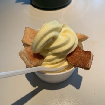 Milu - Egg tart soft serve - Chinese Near Me - New York, New York Milu - Egg tart soft serve - Chinese Near Me - New York, New York