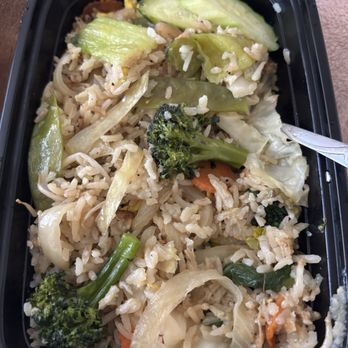 Royal Jasmine Thai Restaurant - Friend rice with veggies - Thai Near Me - Goodyear, Arizona Royal Jasmine Thai Restaurant - Friend rice with veggies - Thai Near Me - Goodyear, Arizona