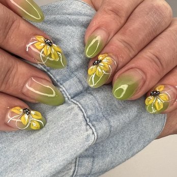 Spotlight Lashes & Nails - Tony - Nail Salons Near Me - Rancho Cucamonga, California