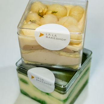 LA LA Bakeshop - Longan Jasmin Mini Cake ($12.50) and Matcha Pandan Mini Cake ($12.50) - Vietnamese Near Me - Toronto, Ontario LA LA Bakeshop - Longan Jasmin Mini Cake ($12.50) and Matcha Pandan Mini Cake ($12.50) - Vietnamese Near Me - Toronto, Ontario