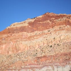 Fremont River Trail - Closer view of canyon walls (opposite of trail)