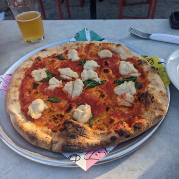 Pitfire Pizza - Vegan Margherita - Pizza Near Me - Culver City, California Pitfire Pizza - Vegan Margherita - Pizza Near Me - Culver City, California