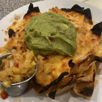 Pineapples Island Fresh Cuisine - Nachos - New American Near Me - Hilo, Hawaii Pineapples Island Fresh Cuisine - Nachos - New American Near Me - Hilo, Hawaii