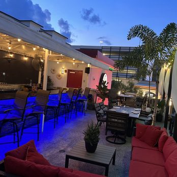 Bites & Bubbles - Rooftop - Wine Bars Near Me - Orlando, Florida