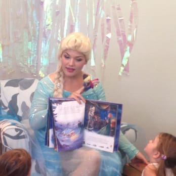 Cinderella Company - Elsa reading her storybook and she included puppet characters from the movie! The kids loved this! - Party Characters Near Me