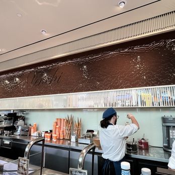 Venchi - Gelato Near Me - Santa Clara, California