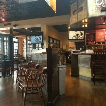 T S McHugh's - Irish Pub Near Me - Seattle, Washington