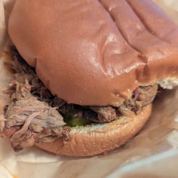 Pulled Pork Sandwich Pulled Pork Sandwich