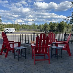 Gray Wolf Inn & Suites - Love the fire pit