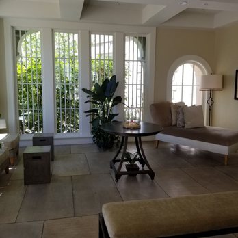 Apothecary Lounge - Pretty space inside hotel - Lounges Near Me - Albuquerque, New Mexico