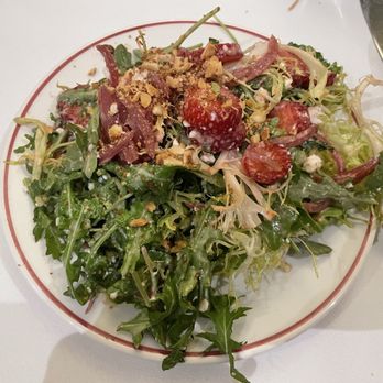 Piatti - Arugula salad with Strawberries, pickled onions and feta. Yum! - Italian Near Me - Sacramento, California Piatti - Arugula salad with Strawberries, pickled onions and feta. Yum! - Italian Near Me - Sacramento, California