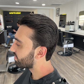 A.C.M Barber Studio - Scissor cut - Barbers Near Me - Tampa, Florida A.C.M Barber Studio - Scissor cut - Barbers Near Me - Tampa, Florida