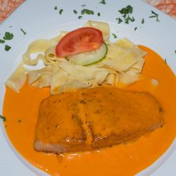 Restaurant LR6 - Lachsfilet 21,60€